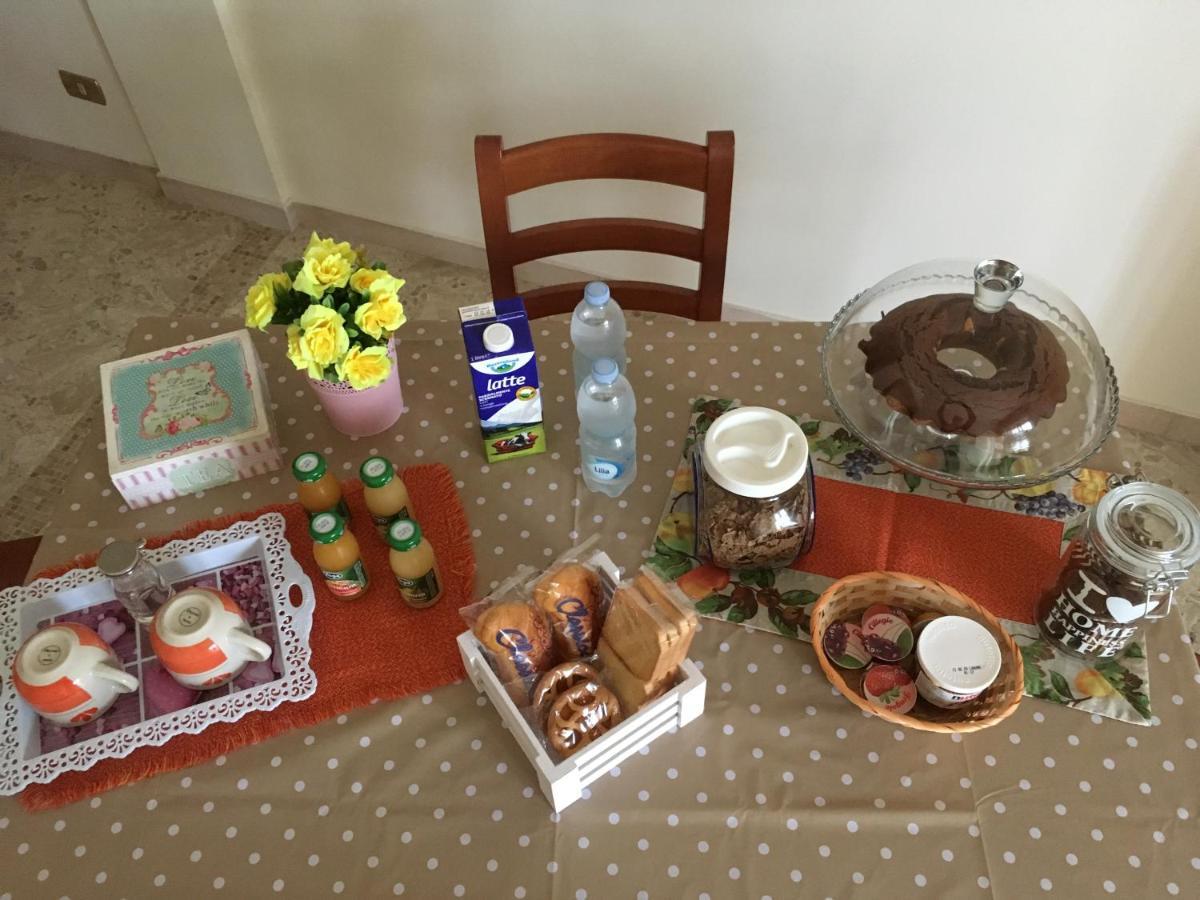 B&B Al Campanile Таранто Екстериор снимка