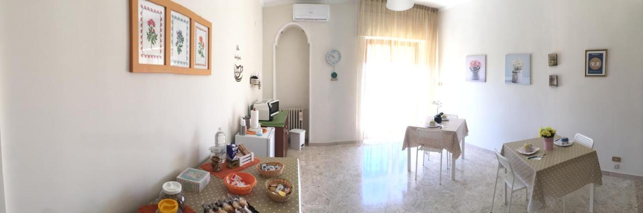 B&B Al Campanile Таранто Екстериор снимка
